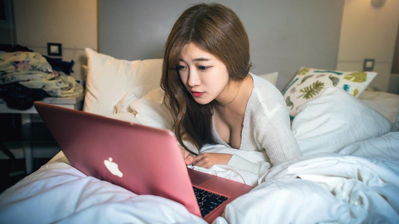 天天影院午夜：不容错过的深夜电影之旅