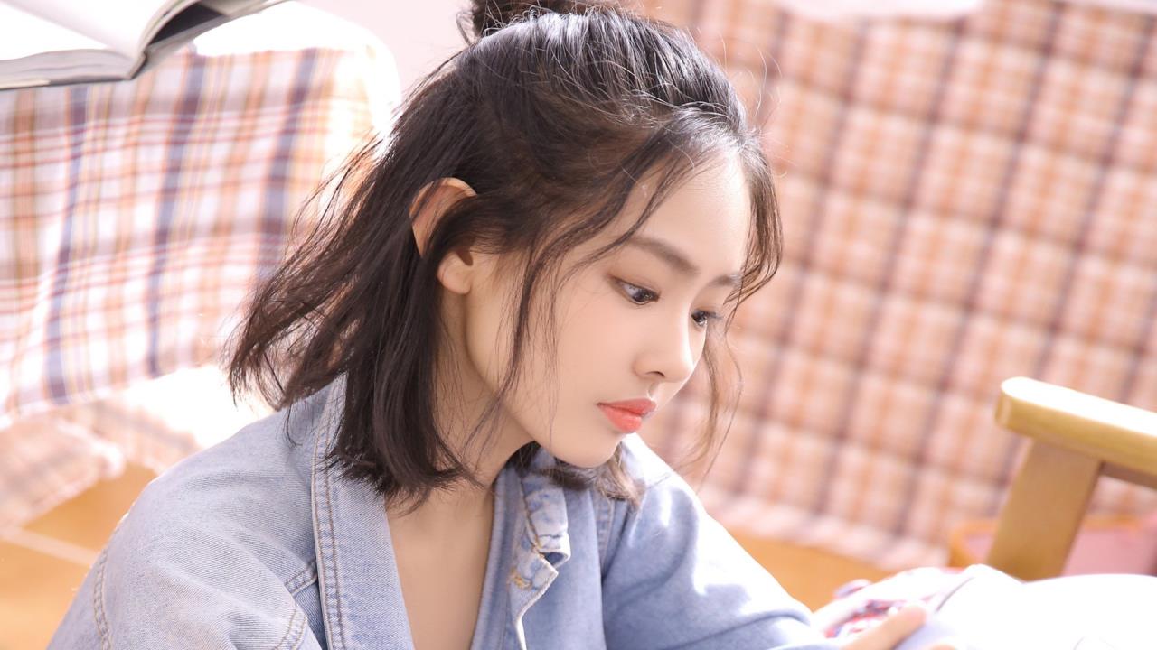 张婉莹视频暑假作业在线播放:  优质暑假学习资源，助你轻松搞定作业！